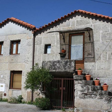Villa Casa De Pedra Viseu Esterno foto