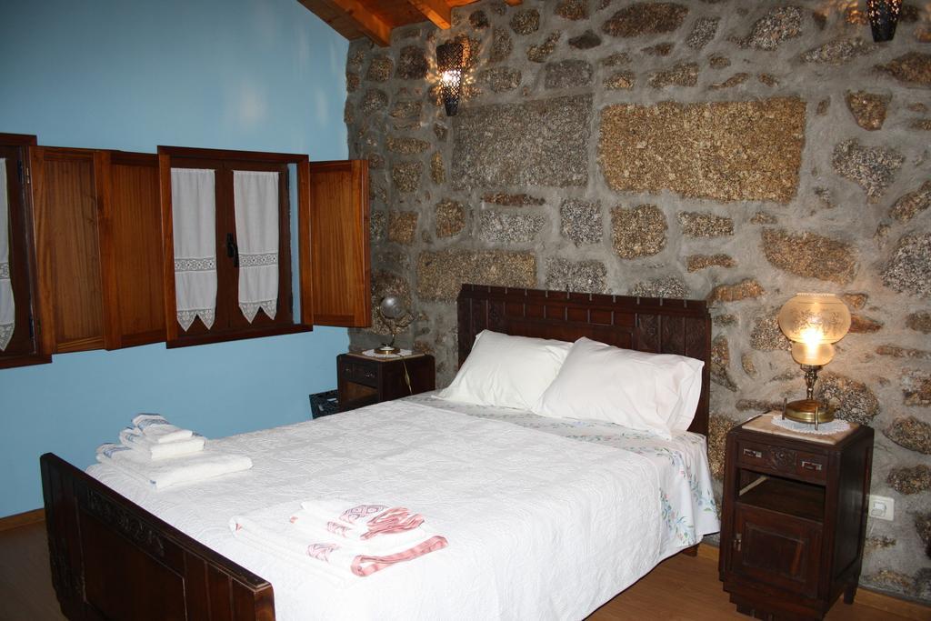 Villa Casa De Pedra Viseu Esterno foto